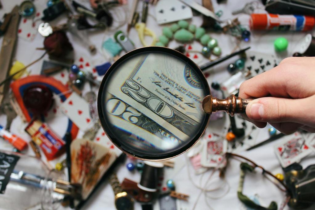 Close up photography of magnifying glass